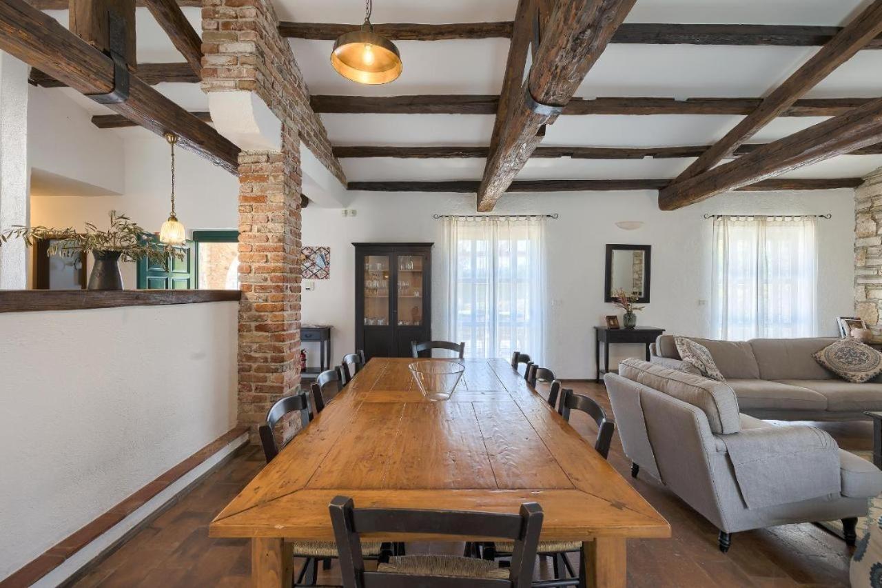 Villa Leopoldo By Istrian Country Houses Barat  外观 照片