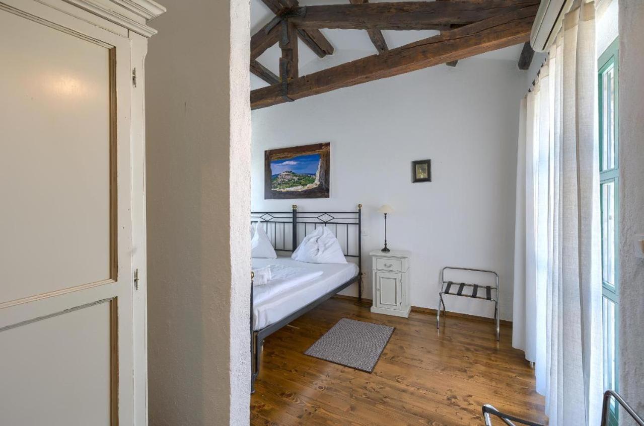 Villa Leopoldo By Istrian Country Houses Barat  外观 照片