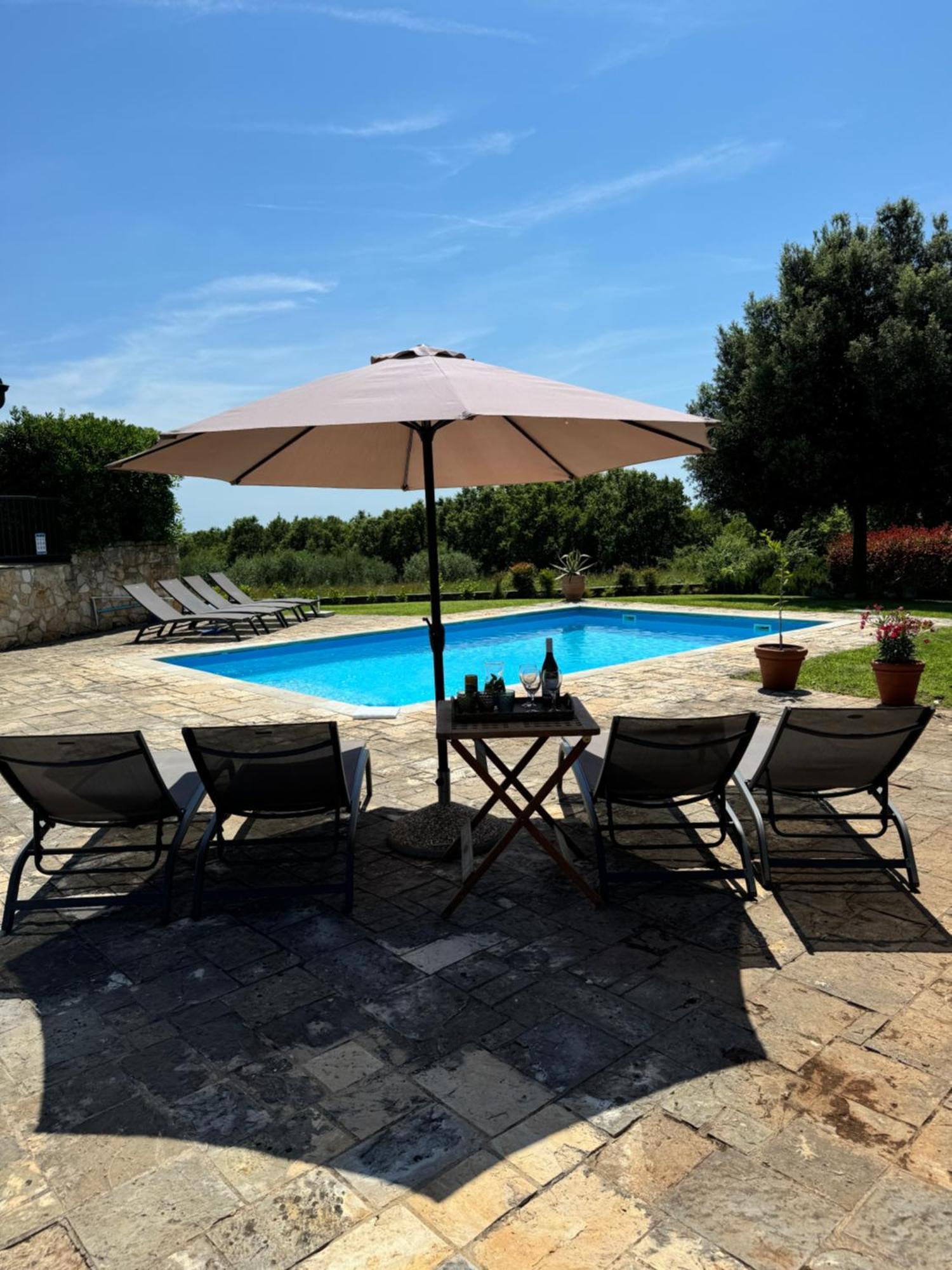 Villa Leopoldo By Istrian Country Houses Barat  外观 照片